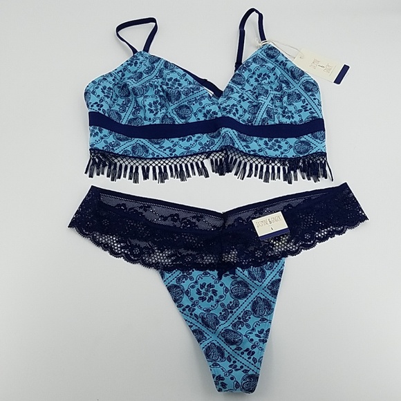 🆕 Ginger & Jasmine Bra & Lace Trimmed Thong Set - Picture 1 of 7